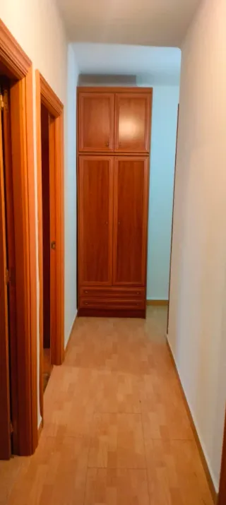 Alquilo piso a 5 minutos andando al centro