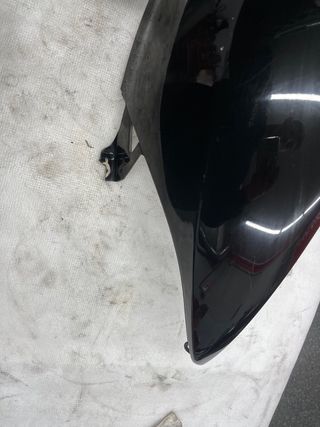 Tapa lateral derecha Honda Lead 110