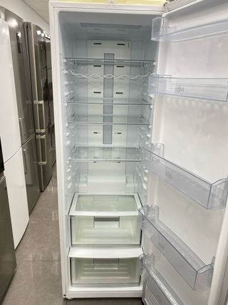 Frigorífico LG Blanco A+ 185x60cm no frost + envio