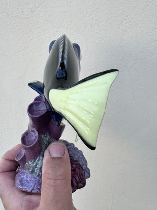 Figura Dory Lladró.  DISNEY. EN SU CAJA.
