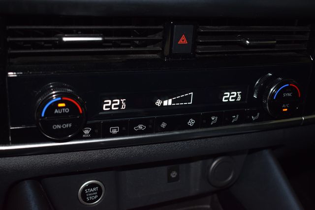 NISSAN QASHQAI DIG-T 116kW mHEV Xtronic Tekna