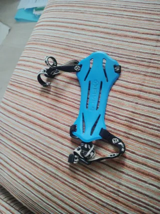 Protector de brazo azul + libreta( FIVICS)