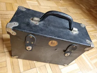 Cámara Antigua Korona Pictorial View en su maletín