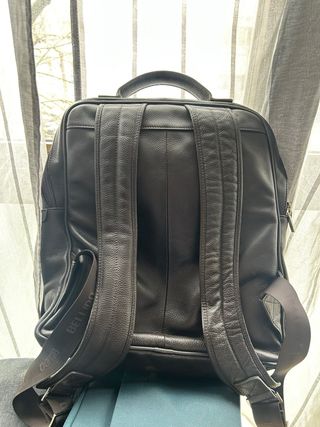Mochila de piel Bellido