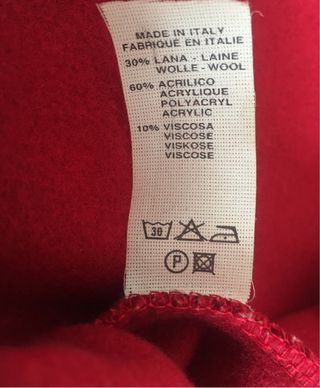 Capa corta con cuello de pelo