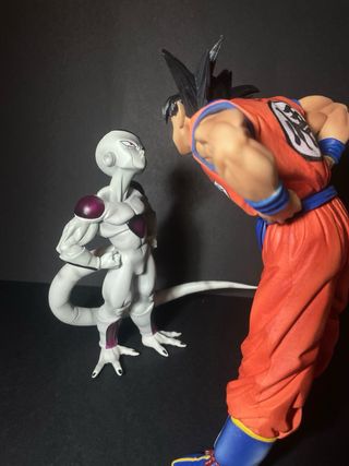 Figura Goku vs Freezer Dragon Ball