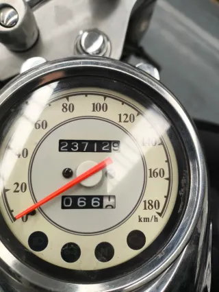 Yamaha Drag Star Classic 650 Negra