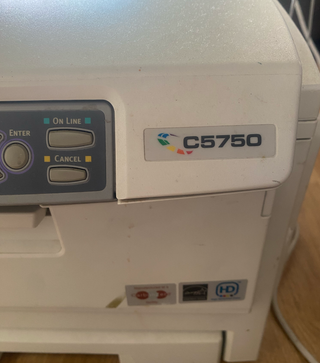 Impresora OKI C5750 COLOR. LA TYENGO HASTA ABRIL.