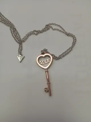 Colgante Guess Corazón Llave