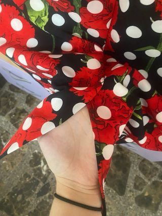 Falda con volantes y estampado floral