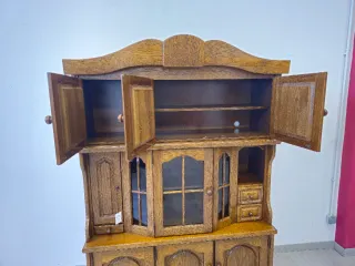 Alacena Rústica con Vitrina