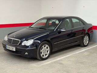 Mercedes-Benz Clase C 2004
