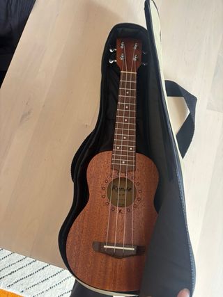 Ukelele Kunde Sun 21