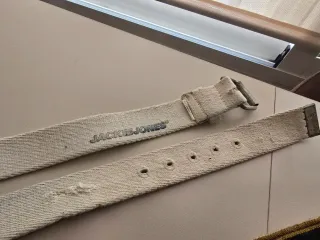 Lote 2 cinturones jack and jones y bufanda Guinnes