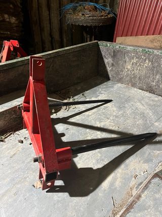 Puas carga pacas tractor