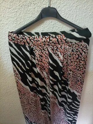 Pantalón estampado mujer