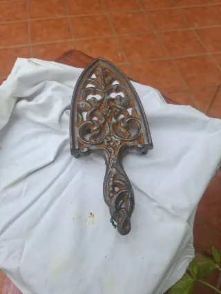 Lote 3 Planchas de Carbón Antiguas y descansadero