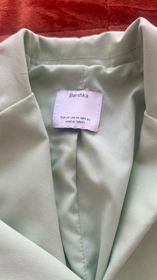 Chaqueta verde Lefties