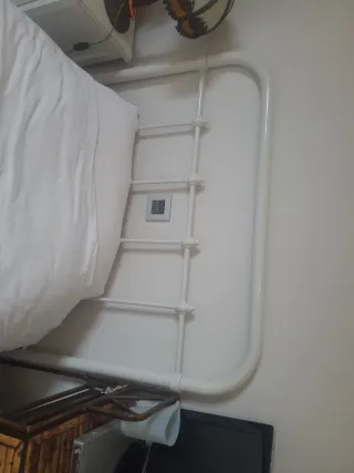 Cama completa: colchón, somier y cabecero