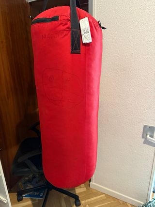Saco de boxeo rojo