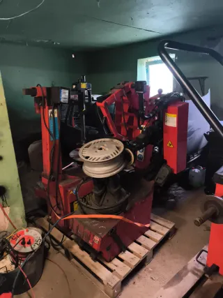 Desmontadora de Ruedas Profesional