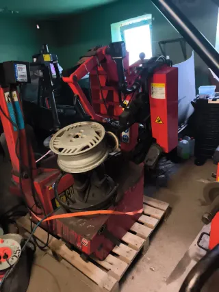 Desmontadora de Ruedas Profesional