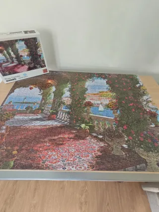 Puzzle 1000 Piezas Rose Corridor