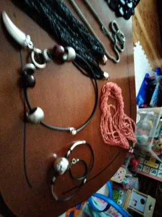 Set di collane varie