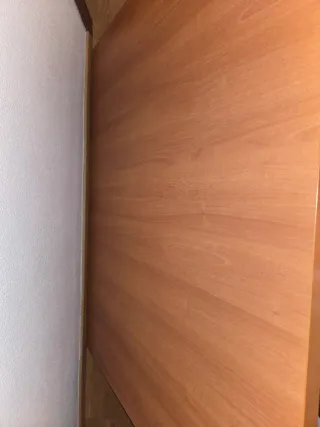 Cabecero de cama de madera