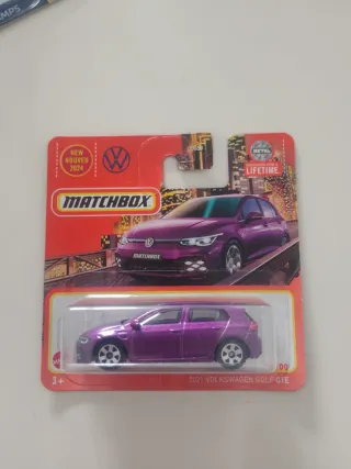 Matchbox 2021 Volkswagen Golf GTE Morado