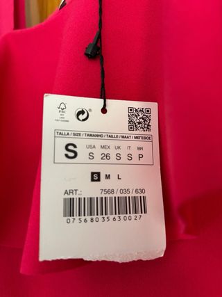 Vestido fiesta rosa con volantes