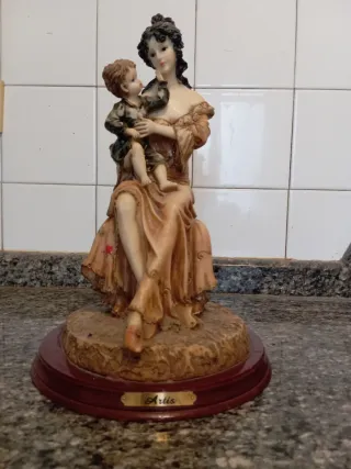 Estatua Madre e Hijo Porcelana