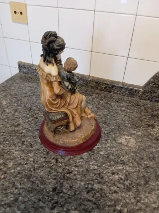 Estatua Madre e Hijo Porcelana