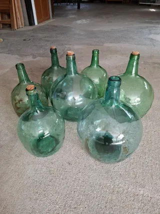 Damajuanas de cristal antiguas