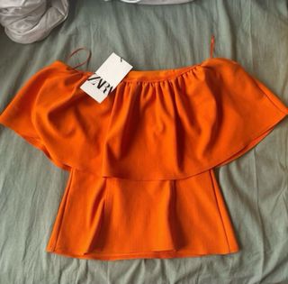 Top Zara Naranja Hombros Descubiertos