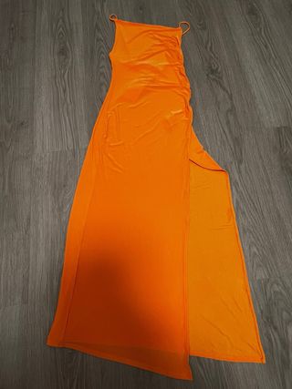 Vestido naranja tirantes drapeado