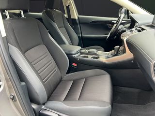 Lexus NX 300h Eco 2WD 145 kW (197 CV)