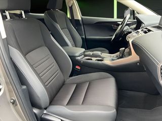 Lexus NX 300h Eco 2WD 145 kW (197 CV)