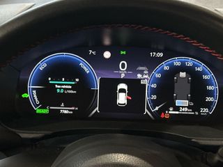 Toyota Yaris Cross  130H GR Sport Plus