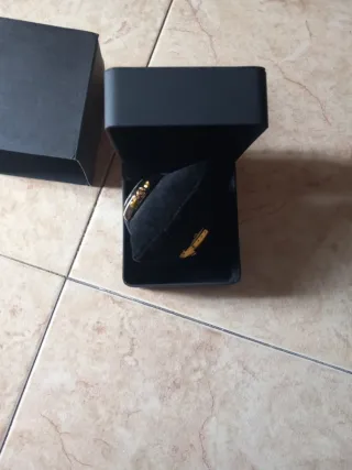Reloj Caballero  Dorado y Negro