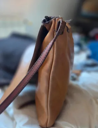 Bolso Piel Vintage Camel Solapa Asimétrica