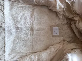 Giubbino bimba con cappuccio e pelliccia