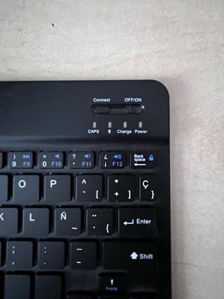 Teclado Bluetooth con Ñ para Tablet