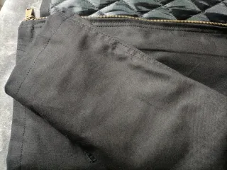 Chaqueta Carhartt Detroit Negra