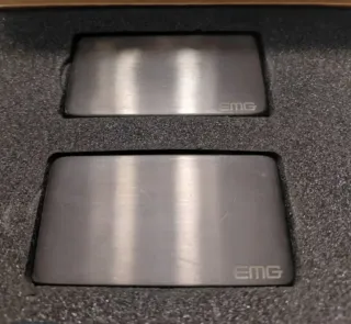 Juego EMG 81 Brushed Black Chrome.