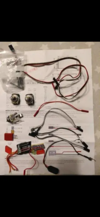 Juego EMG 81 Brushed Black Chrome.