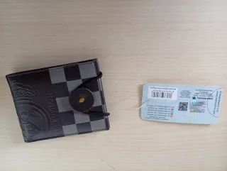 Cartera original Real Madrid Negra y Gris