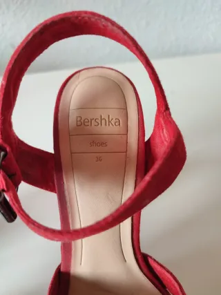 Zapatos de tacón rojos plataforma