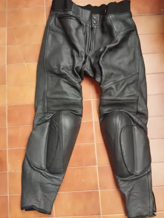 Chaqueta y pantalón moto BMW motorrad