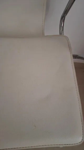 Silla de escritorio blanca